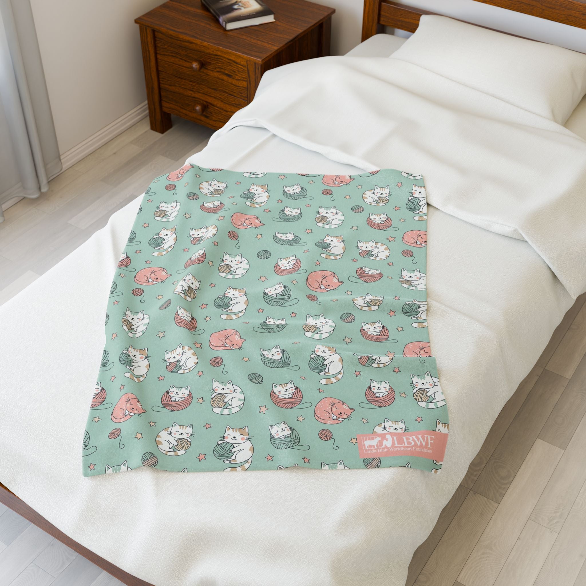 Velveteen Plush Pet Blanket Playful Cats with yarn